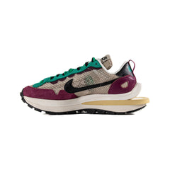 Vaporwaffle x Sacai 'Villain Red Neptune Green' (2020)