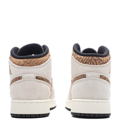1 Mid SE (GS) - Light Orewood Brown/Metallic Gold/White