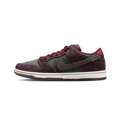 Dunk Low 'Riot Skateshop' (2025)