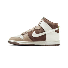 Dunk High 'Light Chocolate' (2022)