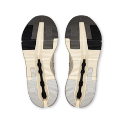 Running Cloudnova Form 2 Pearl Black