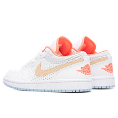 Women's 1 Low SE - White/Sesame