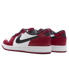 1 Retro Low OG 'Chicago' - Varsity Red/Black/Summit White