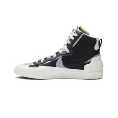 Blazer Mid x Sacai 'Black Grey