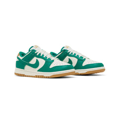 Dunk Low 'Malachite University Gold' Women's (2022)