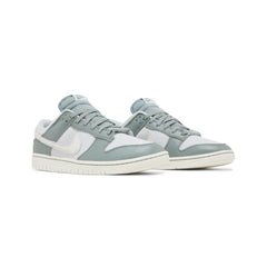 Dunk Low 'Mica Green' (2023)