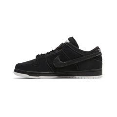 Dunk Low x Gnarhunters 'Black' (2022)