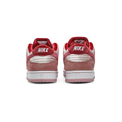 Dunk Low 'StrangeLove Skateboards' (Special Box) (2020)