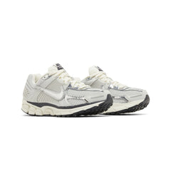 Zoom Vomero 5 'Chrome' (2024)