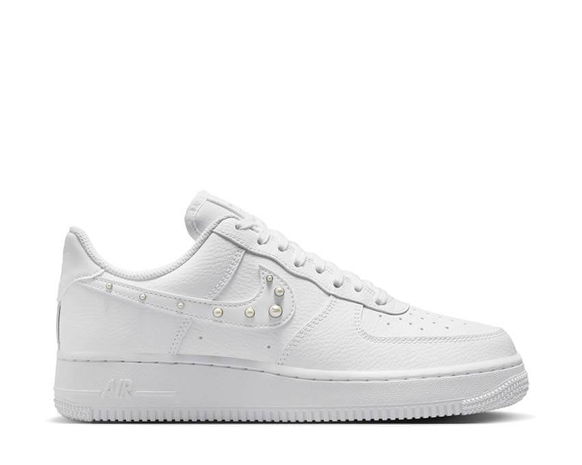 Air Force 1 '07 W "Pearl Swoosh