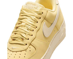 Air Force 1 Retro Prm W "Soft Yellow