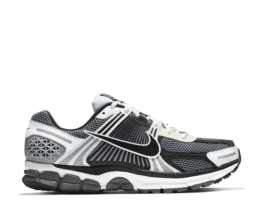 Zoom Vomero 5 SE SP Dark Grey